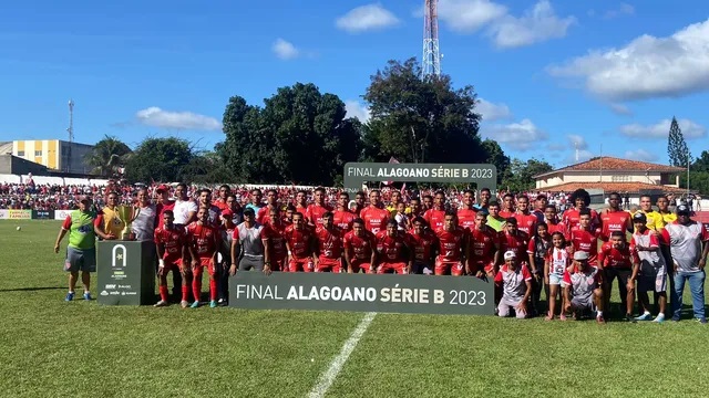 De clandestino à TV: como futebol feminino conquistou espaço no Brasil